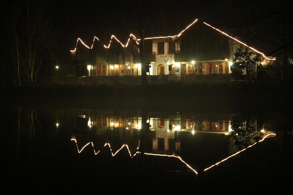 Lovecky Hotel Jivak Loučeň Exteriör bild