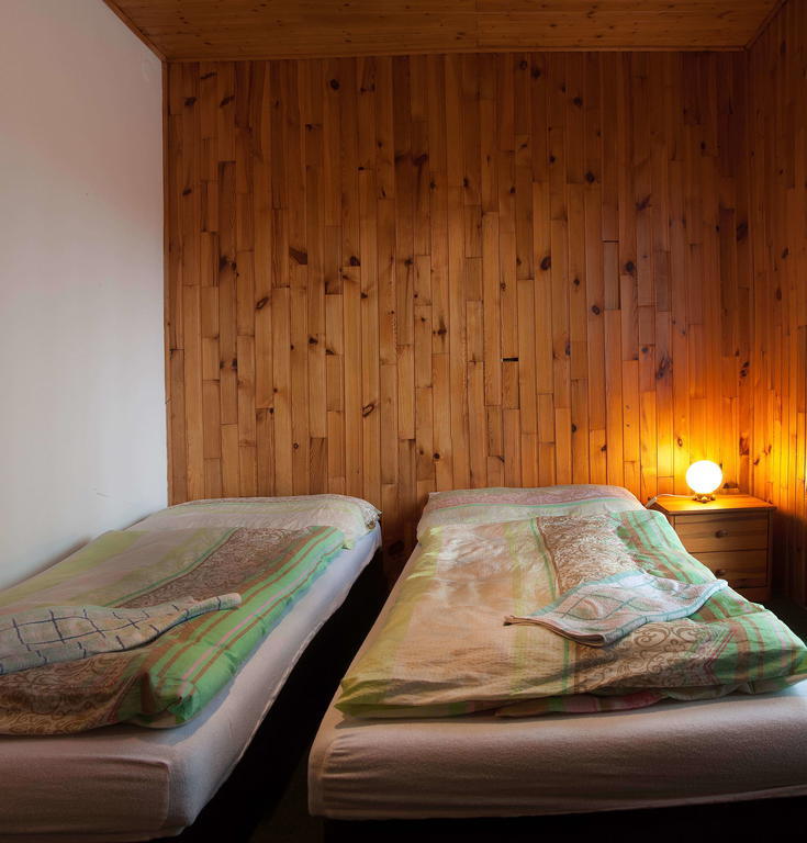 Lovecky Hotel Jivak Loučeň Rum bild