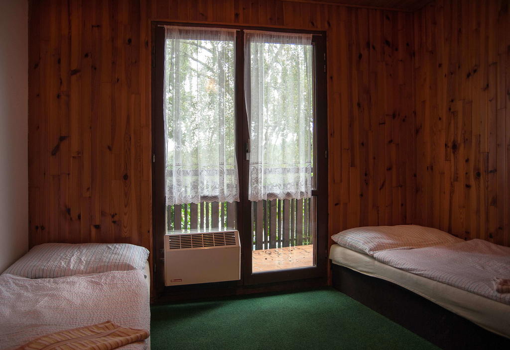 Lovecky Hotel Jivak Loučeň Rum bild